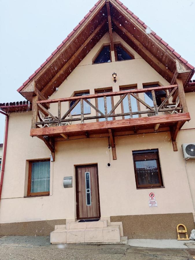 Апартаменты Casa Cu Balcon Брашов Экстерьер фото